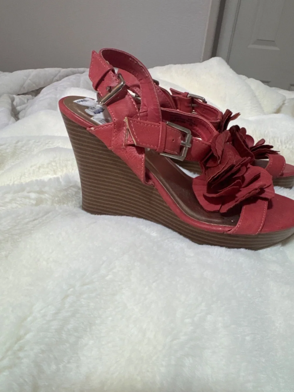 Madden Girl Coral Flower Wedge